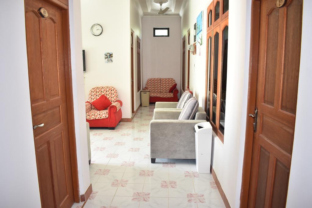 Hotel Gurus Maldives At Gulhi Island Exterior foto